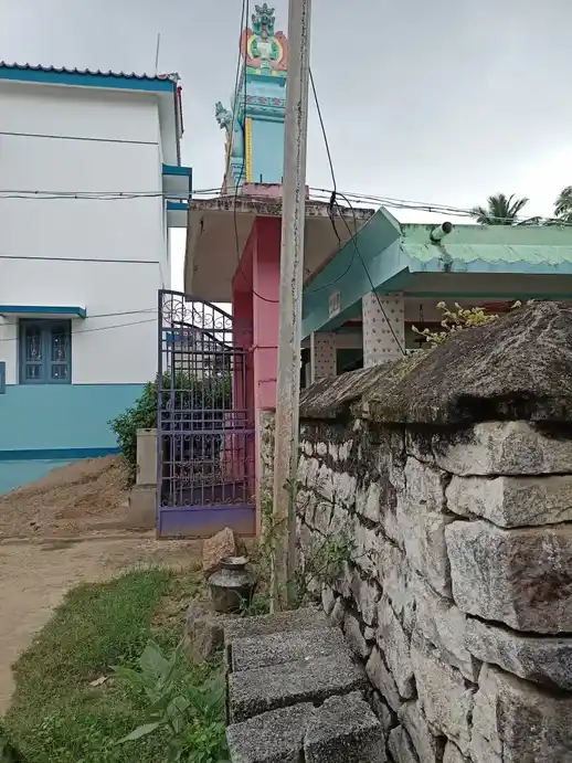 Arulmigu Varatharajaperumal Temple, Govt School Back Side, Agaram - 635204 Arulmigu Varatharajaperumal Temple, Govt School Back Side, Agaram - 635204, Krishnagiri - Ancient Temple Architecture and History Image 3