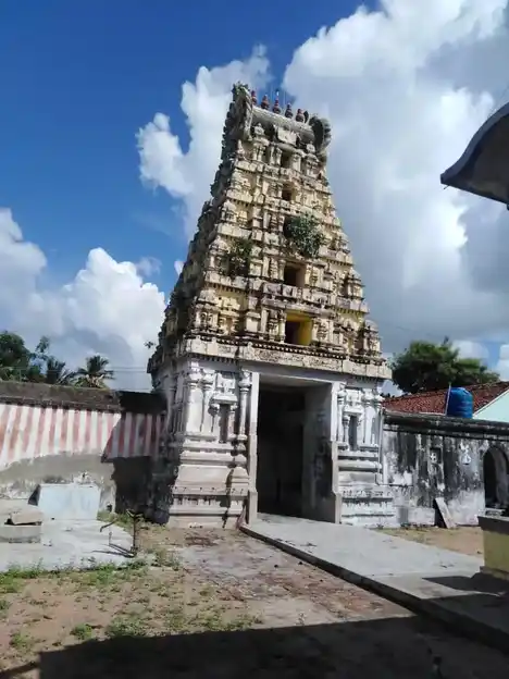 Arulmigu Varatharajaperumal Temple, Haridwaramangalam - 612802 அருள்மிகு வரதராஜபெருமாள் திருக்கோயில், ஹரித்துவாரமங்கலம் - 612802, Thiruvarur - Ancient Temple Architecture and History Image 4