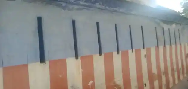 Arulmigu Varatharajaperumal Temple, Kotthavalsavadi, Thiruchirappalli - 620002 Arulmigu Varatharajaperumal Temple, Kotthavalsavadi, Thiruchirappalli - 620002, Thiruchirappalli - Ancient Temple Architecture and History Image 5