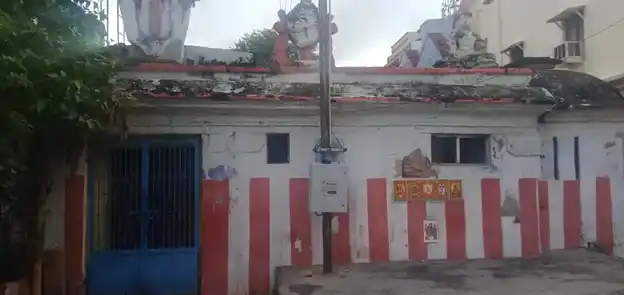 Arulmigu Varatharajaperumal Temple, Kotthavalsavadi, Thiruchirappalli - 620002 Arulmigu Varatharajaperumal Temple, Kotthavalsavadi, Thiruchirappalli - 620002, Thiruchirappalli - Ancient Temple Architecture and History Image 7