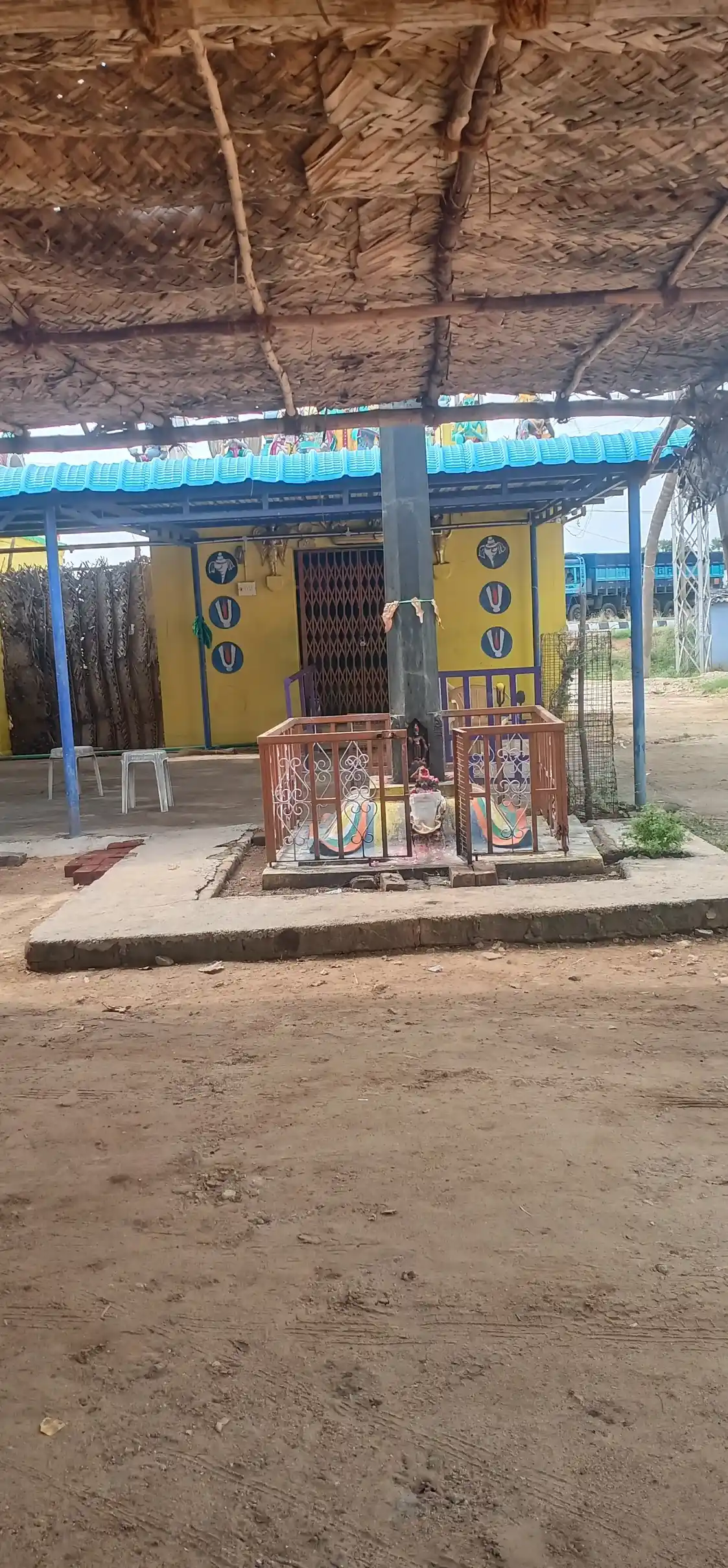 Arulmigu Varatharajaperumal Temple, Lakkaiyankottai - 624619