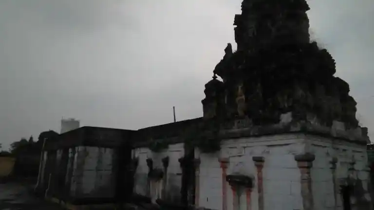 Arulmigu Varatharajaperumal Temple, Mangalur - 606108 Arulmigu Varatharajaperumal Temple,  - 606108, Cuddalore - Ancient Temple Architecture and History Image 3