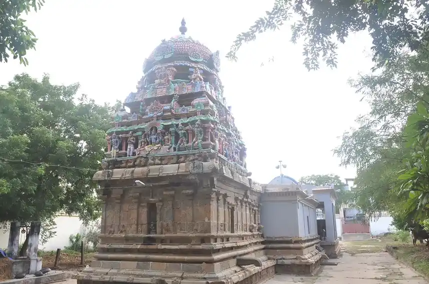 Arulmigu Varatharajaperumal Temple, Mel Cauvery - 612002 Arulmigu Varatharajaperumal Temple, Mel Cauvery, Mel Cauvery - 612002, Thanjavur - Ancient Temple Architecture and History Image 3