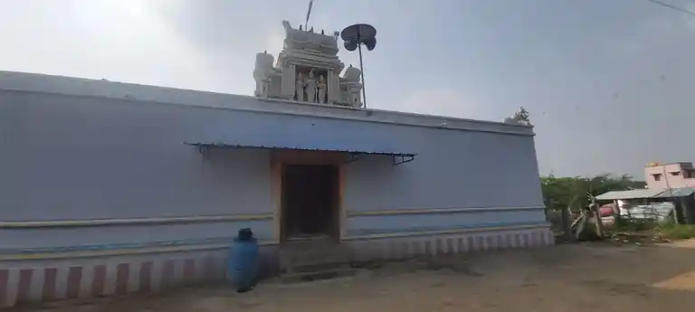 Arulmigu Varatharajaperumal Temple, Melakarandai - 628720 அருள்மிகு வரதராஜப்பெருமாள் திருக்கோயில், Melakarandai - 628720, Thoothukudi - Ancient Temple Architecture and History Image 2