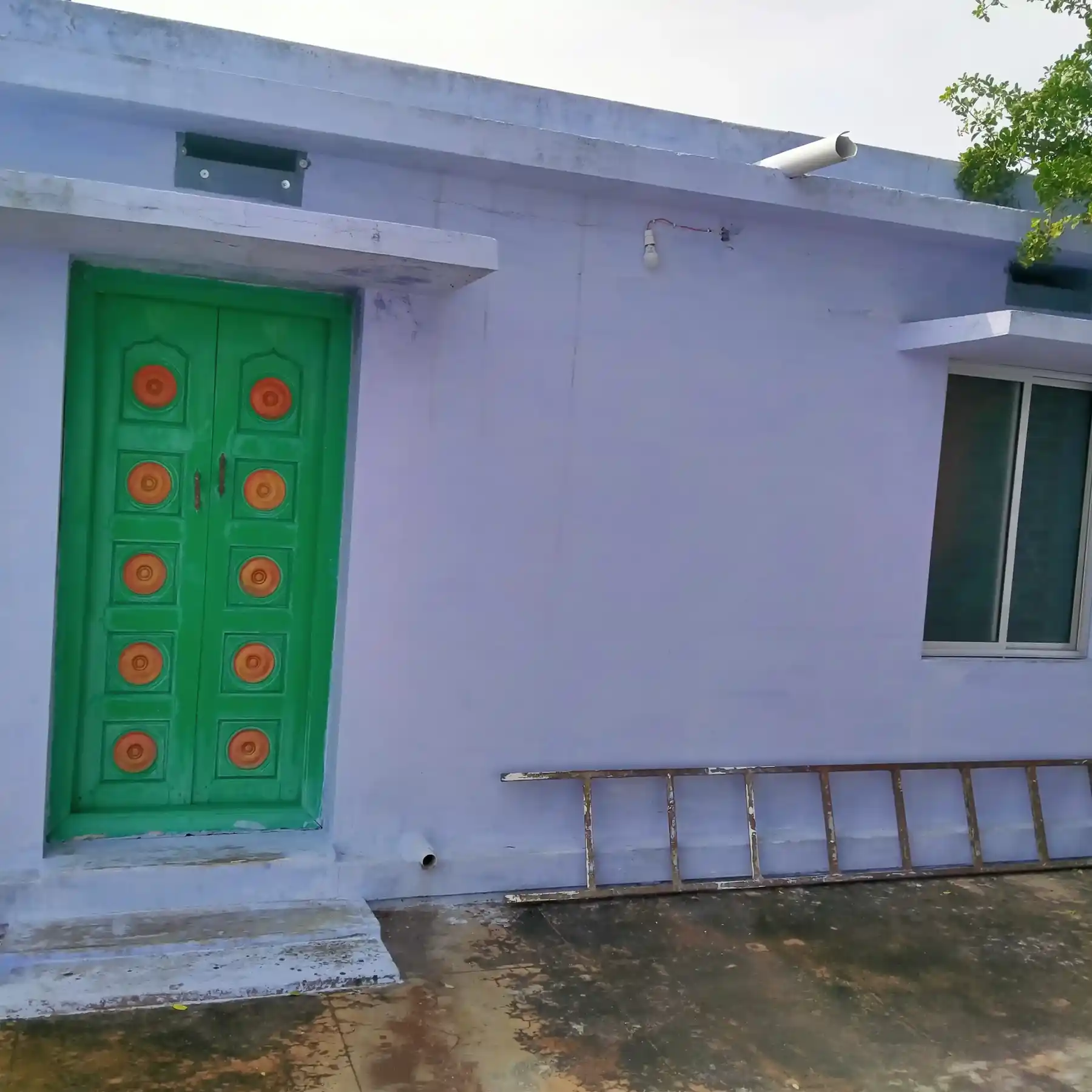 Arulmigu Varatharajaperumal Temple, Mollampatty - 624617 அருள்மிகு வரதராஜப்பெருமாள் திருக்கோயில், Kollapatti - 624617, Dindigul - Ancient Temple Architecture and History Image 3