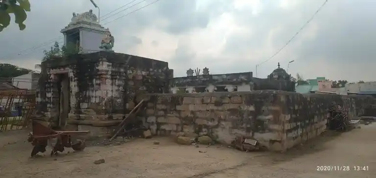 Arulmigu Varatharajaperumal Temple, Moongilpadi - 621708 அருள்மிகு வரதராஜப்பெருமாள் திருக்கோயில், மூங்கில்பாடி - 621708, Perambalur - Ancient Temple Architecture and History Image 2