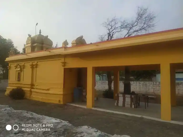 Arulmigu Varatharajaperumal Temple, Nedungur - 621711 அருள்மிகு வரதராஜபெருமாள் திருக்கோயில்,  - 621711, Thiruchirappalli - Ancient Temple Architecture and History Image 2