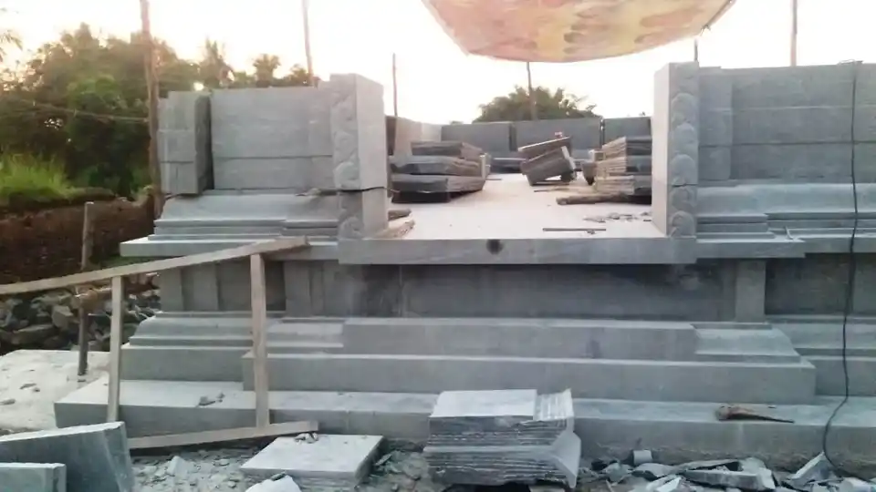 Arulmigu Varatharajaperumal Temple, Oramkur - 606108 Arulmigu Varatharajaperumal Temple,  - 606108, Cuddalore - Ancient Temple Architecture and History Image 2