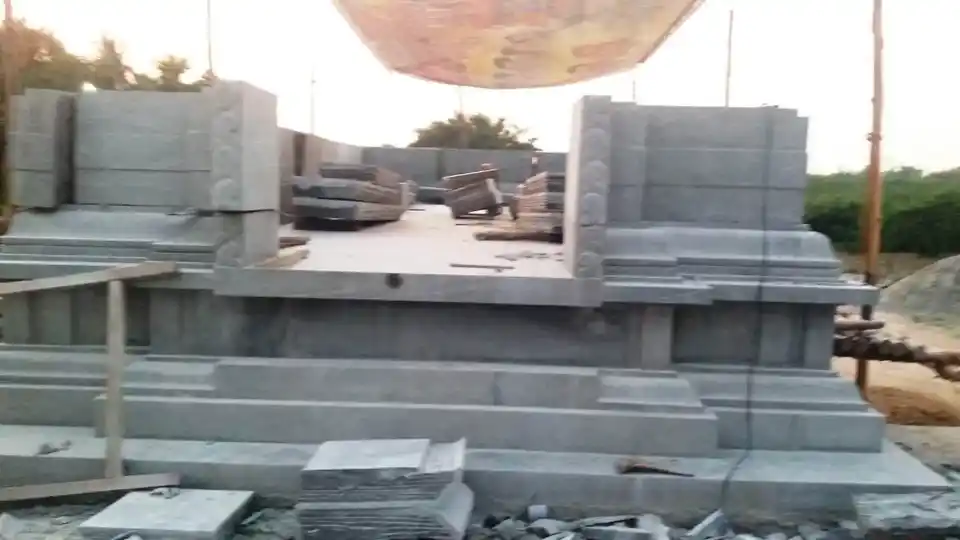 Arulmigu Varatharajaperumal Temple, Oramkur - 606108 Arulmigu Varatharajaperumal Temple,  - 606108, Cuddalore - Ancient Temple Architecture and History Image 7