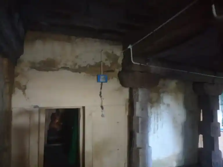 Arulmigu Varatharajaperumal Temple, Perungarunai - 623601 அருள்மிகு வரதராஜப்பெருமாள் திருக்கோயில், பெருங்கருனை - 623601, Ramanathapuram - Ancient Temple Architecture and History Image 2