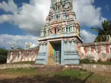 Arulmigu Varatharajaperumal Temple, Seeraducheri, Alangudi Taluk - 622201 அருள்மிகு வரதராசபெருமாள் திருக்கோயில், சீராடுசேரி, ஆலங்குடி வட்டம் - 622201, Pudukkottai - Ancient Temple Architecture and History Image 3