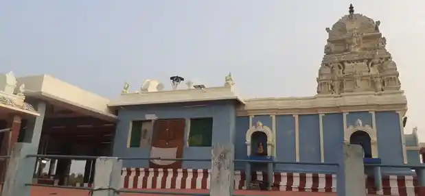 Arulmigu Varatharajaperumal Temple, Sengalmalai - 639006 அருள்மிகு வரதராஜப் பெருமாள் திருக்கோயில், Sengalmalai - 639006, Karur - Ancient Temple Architecture and History Image 2