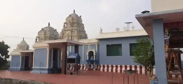 Arulmigu Varatharajaperumal Temple, Sengalmalai - 639006 அருள்மிகு வரதராஜப் பெருமாள் திருக்கோயில், Sengalmalai - 639006, Karur - Ancient Temple Architecture and History Image 3