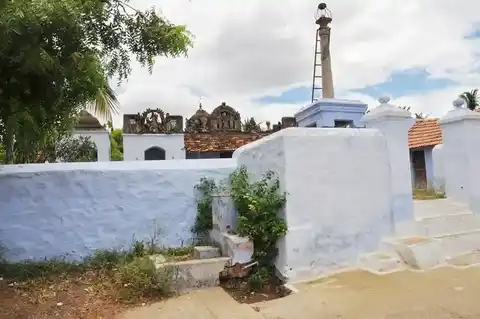 Arulmigu Varatharajaperumal Temple, Sikkarasampalayam - 638401 அருள்மிகு வரதராஜ் பெருமாள் திருக்கோயில், Sikkarasampalayam - 638401, Erode - Ancient Temple Architecture and History Image 4