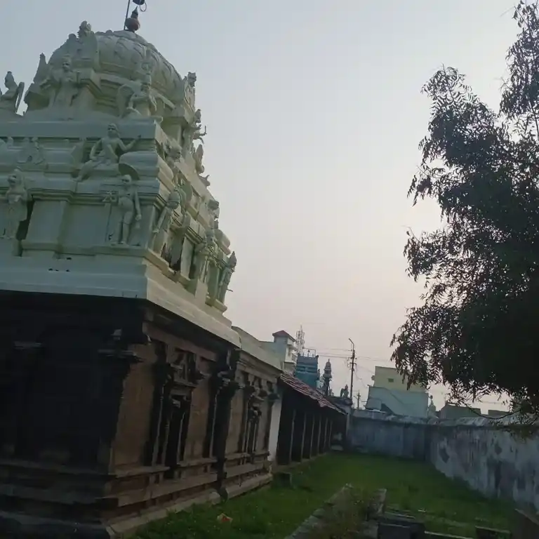 Arulmigu Varatharajaperumal Temple, Sirupakkam - 606108 Arulmigu Varatharajaperumal Temple,  - 606108, Cuddalore - Ancient Temple Architecture and History Image 7
