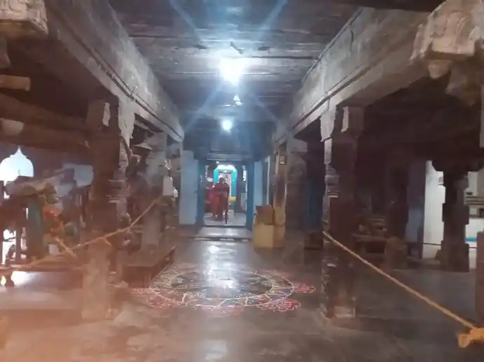 Arulmigu Varatharajaperumal Temple, Thenkarai, Periyakulam - 625601 அருள்மிகு வரதராஜபெருமாள் திருக்கோவில், தென்கரை, பெரியகுளம் - 625601, Theni - Ancient Temple Architecture and History Image 4