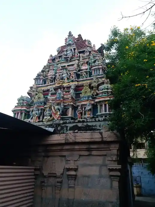 Arulmigu Varatharajaperumal Temple, Thenkarai, Periyakulam - 625601 அருள்மிகு வரதராஜபெருமாள் திருக்கோவில், தென்கரை, பெரியகுளம் - 625601, Theni - Ancient Temple Architecture and History Image 5