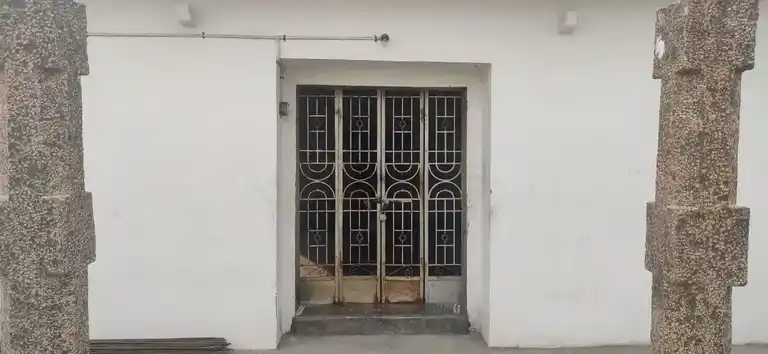 Arulmigu Varatharajaperumal Temple, Thenur - 621114 Arulmigu Varatharajaperumal Temple, Thenur - 621114, Perambalur - Ancient Temple Architecture and History Image 3