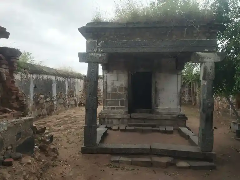 Arulmigu Varatharajaperumal Temple, Thottiapatti - 621114