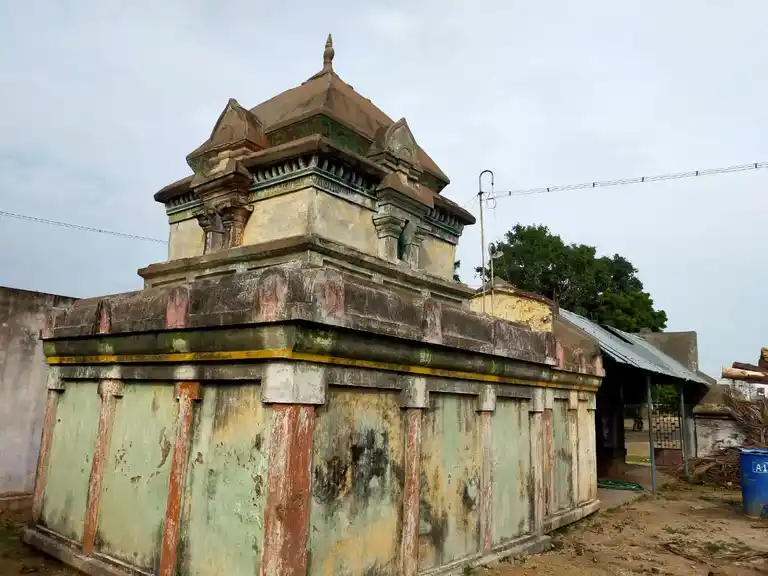 Arulmigu Varatharajaperumal Temple, Thumbalam - 621211 Arulmigu Varatharajaperumal Temple,  - 621211, Thiruchirappalli - Ancient Temple Architecture and History Image 2