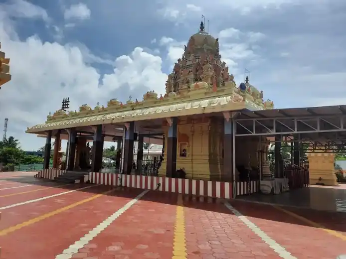 Arulmigu Varatharajaperumal Temple, Ullikkottai, Ullikkottai - 614018 அருள்மிகு வரதராஜபெருமாள் திருக்கோயில், உள்ளிக்கோட்டை, உள்ளிக்கோட்டை - 614018, Thiruvarur - Ancient Temple Architecture and History Image 4
