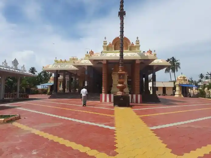 Arulmigu Varatharajaperumal Temple, Ullikkottai, Ullikkottai - 614018 அருள்மிகு வரதராஜபெருமாள் திருக்கோயில், உள்ளிக்கோட்டை, உள்ளிக்கோட்டை - 614018, Thiruvarur - Ancient Temple Architecture and History Image 5