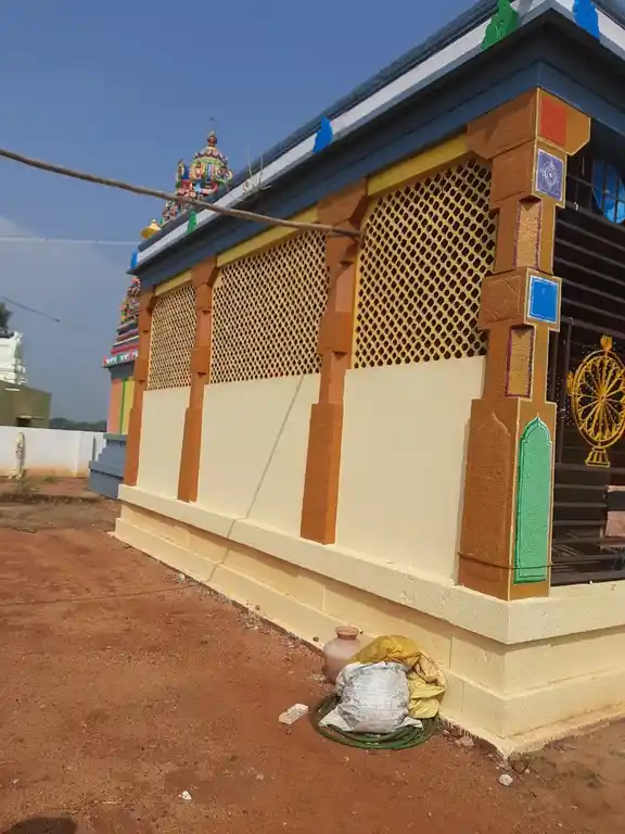 Arulmigu Varatharajaperumal Temple, Upparpatti - 625534 அருள்மிகு வரதராஜப்பெருமாள் திருக்கோயில், Upparpatti - 625534, Theni - Ancient Temple Architecture and History Image 3