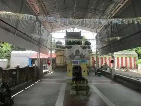 Arulmigu Varatharajaperumal Temple, Valangaiman - 612804 அருள்மிகு வரதராஜபெருமாள் திருக்கோயில், Valangaiman - 612804, Thiruvarur - Ancient Temple Architecture and History Image 3