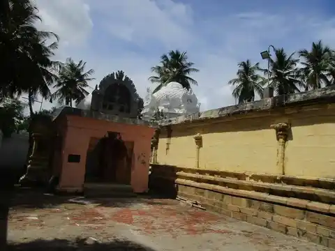 Arulmigu Varatharajaperumal Temple, Valangaiman - 612804 அருள்மிகு வரதராஜபெருமாள் திருக்கோயில், Valangaiman - 612804, Thiruvarur - Ancient Temple Architecture and History Image 5