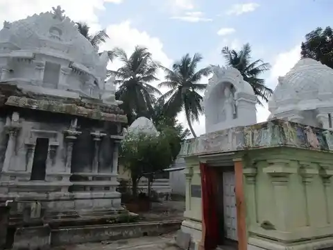 Arulmigu Varatharajaperumal Temple, Valangaiman - 612804 அருள்மிகு வரதராஜபெருமாள் திருக்கோயில், Valangaiman - 612804, Thiruvarur - Ancient Temple Architecture and History Image 8
