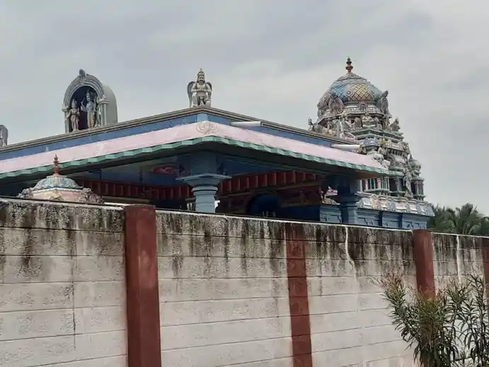 Arulmigu Varatharajaperumal Temple, Valliyarachal - 638111 அருள்மிகு வரதராஜப்பெருமாள் திருக்கோயில், வள்ளியரச்சல் - 638111, Tiruppur - Ancient Temple Architecture and History Image 3