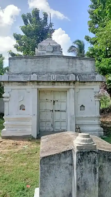 Arulmigu Varatharajaperumal Temple, Vedaypuram - 613703 அருள்மிகு வரதராஜப்பெருமாள் திருக்கோயில், Vedaypuram - 613703, Thiruvarur - Ancient Temple Architecture and History Image 3