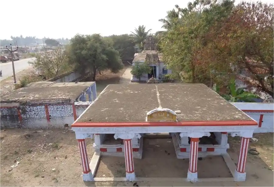 Arulmigu Varatharajaperumal Temple, Vijayamangalam, Perundurai - 638056 அருள்மிகு வரதராஜ பெருமாள் திருக்கோயில், விஜயமங்கலம், பெருந்துறை - 638056, Erode - Ancient Temple Architecture and History Image 3