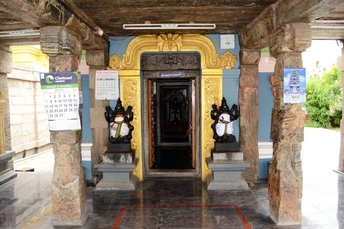 அருள்மிகு வரதராஜ பெருமாள் கோயில், Puliyur - 639114 - Main View