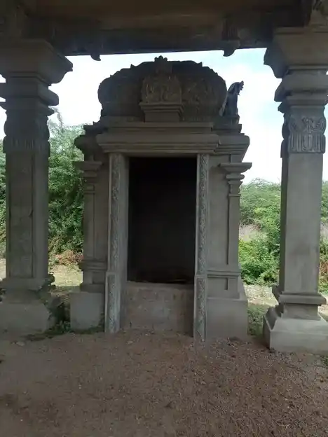 Arulmigu Varatharajapperumal Temple, Sundhanavur - 614626 அருள்மிகு வரதராஜ பெருமாள் திருக்கோயில், சுந்தனாவூர், ஆவுடையார்கோவில் வட்டம் - 614626, Pudukkottai - Ancient Temple Architecture and History Image 2