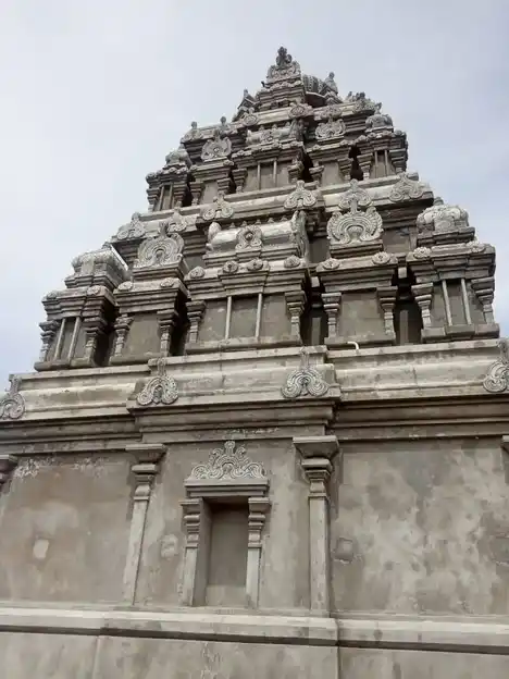 Arulmigu Varatharajapperumal Temple, Sundhanavur - 614626 அருள்மிகு வரதராஜ பெருமாள் திருக்கோயில், சுந்தனாவூர், ஆவுடையார்கோவில் வட்டம் - 614626, Pudukkottai - Ancient Temple Architecture and History Image 5
