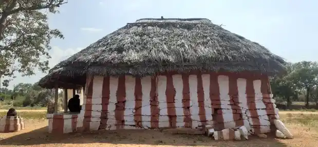 Arulmigu Varatharajapperumal Temple, Venjamangkudalur - 639109 அருள்மிகு&amp;nbsp; வரதராஜப்பெருமாள் திருக்கோயில், Venjamangkudalur - 639109, Karur - Ancient Temple Architecture and History Image 4