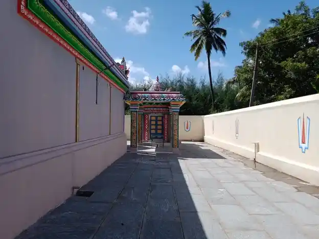 Arulmigu Varatharajarperumal Temple, Vellapakkam - 607109 அருள்மிகு வரதராஜப்பெருமாள் திருக்கோயில், Vellapakkam - 607109, Cuddalore - Ancient Temple Architecture and History Image 2