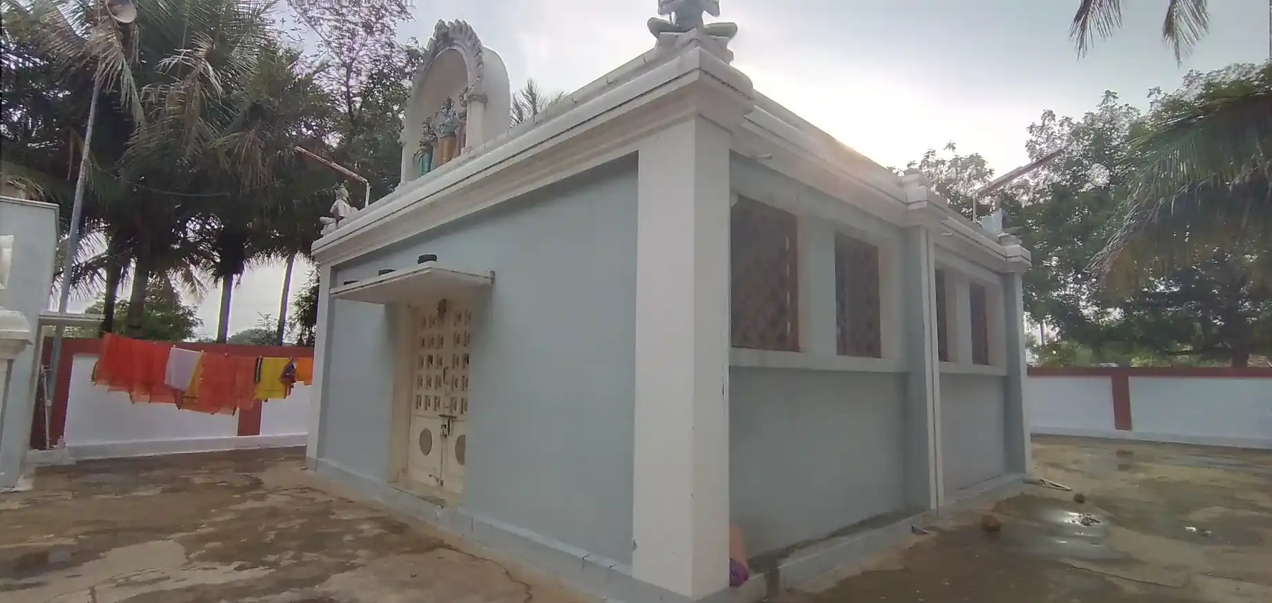 Arulmigu Varatharasa Perumal Temple, Pariya Valavadi - 642132 அருள்மிகு வரதராசப்பெருமாள் திருக்கோயில், Pariya Valavadi - 642132, Tiruppur - Ancient Temple Architecture and History Image 4