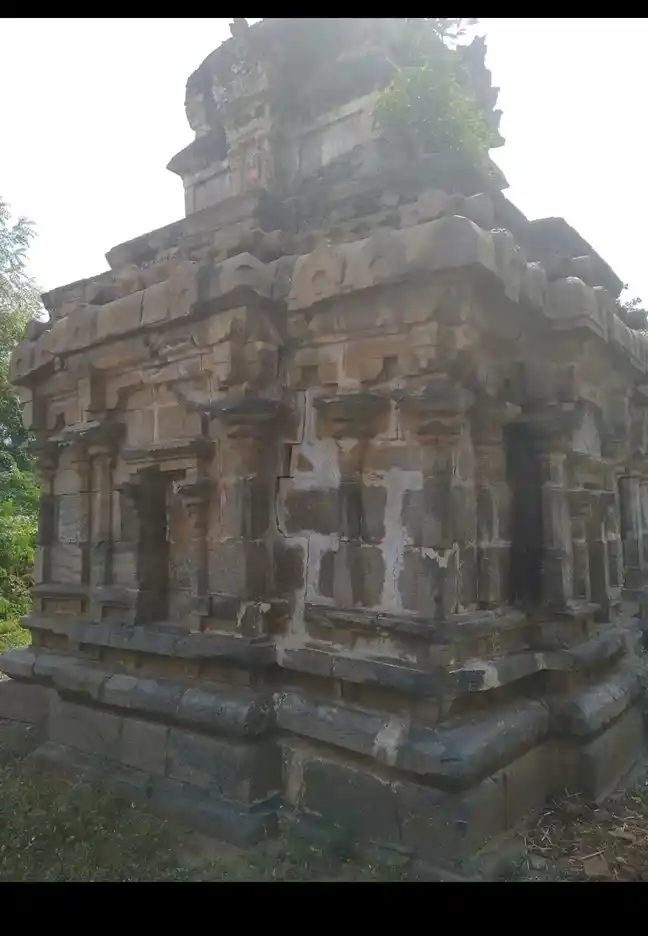 Arulmigu Varathraja Perumal Temple, Kannanur - 621206 Arulmigu Varathraja perumal temple, Kannanur - 621206, Thiruchirappalli - Ancient Temple Architecture and History Image 4
