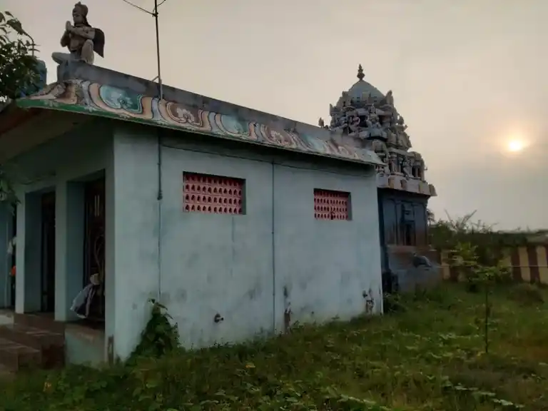 Arulmigu Varathrajaperumal Temple, Vayaloor - 613003 அருள்மிகு வரதராஜப்பெருமாள் திருக்கோயில், Vayaloor - 613003, Thanjavur - Ancient Temple Architecture and History Image 4