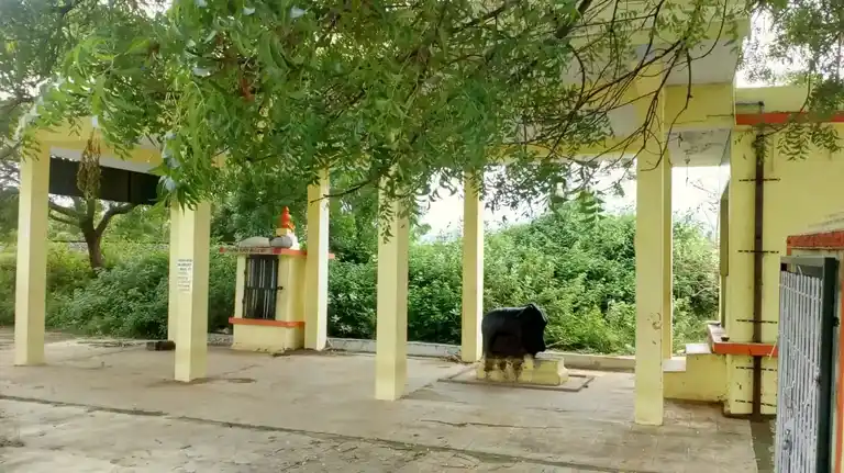 Arulmigu Varathunga Vinayagar Temple, Seevanalloor, Ilathoor - 627809 Temple