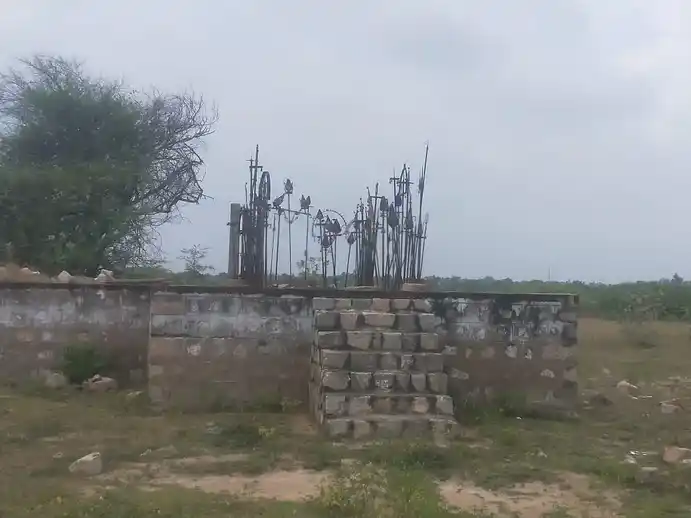 Arulmigu Vari Karuppar Temple, Thirunallur - 622102 Temple