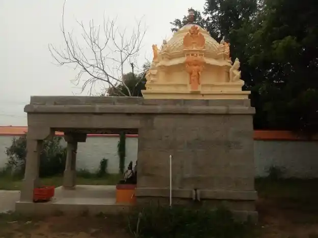 Arulmigu Vasudevaperumal Temple, Kodanthoor - 639206 அருள்மிகு வாசுதேவப்பெருமாள் திருக்கோயில், Kodanthoor - 639206, Karur - Ancient Temple Architecture and History Image 4