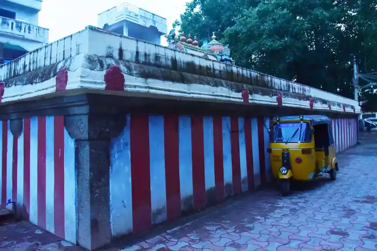 Arulmigu Vasudevar Temple, Ozhuginassery, Nagercoil - 629001 Arulmigu Vasudevar Temple, Ozhuginassery, Nagercoil - 629001, Kanyakumari - Ancient Temple Architecture and History Image 2