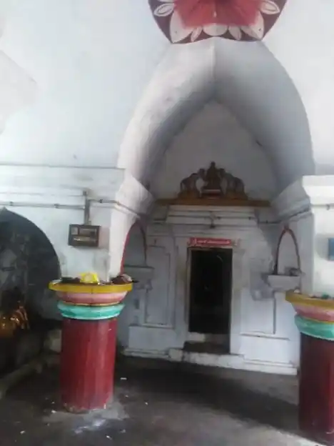 Arulmigu Vathalai Viswanatha Swami Temple, Akilandapuram - 613204