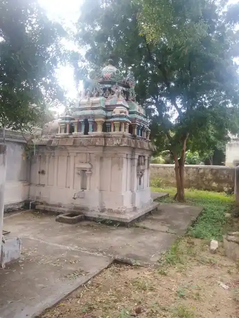 Arulmigu Vathalai Viswanatha Swami Temple, Akilandapuram - 613204 Arulmigu Vathalai Viswanatha Swami Temple, Akilandapuram - 613204, Thanjavur - Ancient Temple Architecture and History Image 3