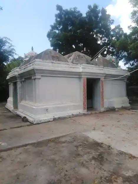 Arulmigu Vathalai Viswanatha Swami Temple, Akilandapuram - 613204 Arulmigu Vathalai Viswanatha Swami Temple, Akilandapuram - 613204, Thanjavur - Ancient Temple Architecture and History Image 6