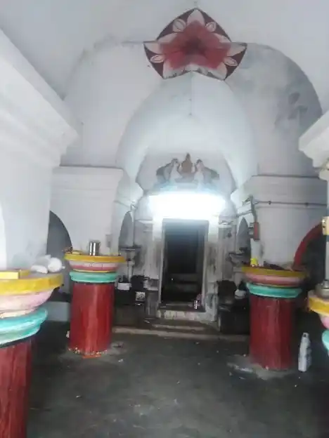 Arulmigu Vathalai Viswanatha Swami Temple, Akilandapuram - 613204 Arulmigu Vathalai Viswanatha Swami Temple, Akilandapuram - 613204, Thanjavur - Ancient Temple Architecture and History Image 7