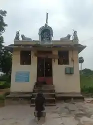 Arulmigu Vathalainachiyamman Temple, Vathalai - 621204 அருள்மிகு வாத்தலை நாச்சியம்மன் திருக்கோயில், Vathalai - 621204, Thiruchirappalli - Ancient Temple Architecture and History Image 3